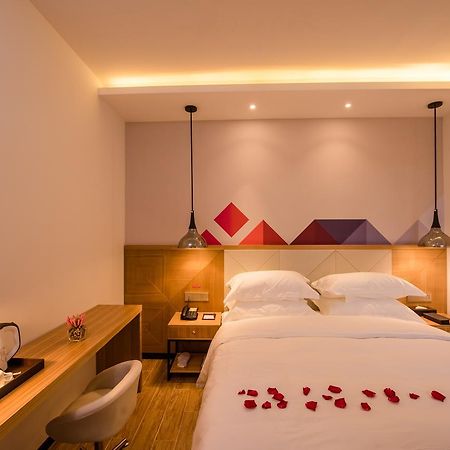 Borrman Hotel Guangzhou Tianhe Sports Center Buitenkant foto